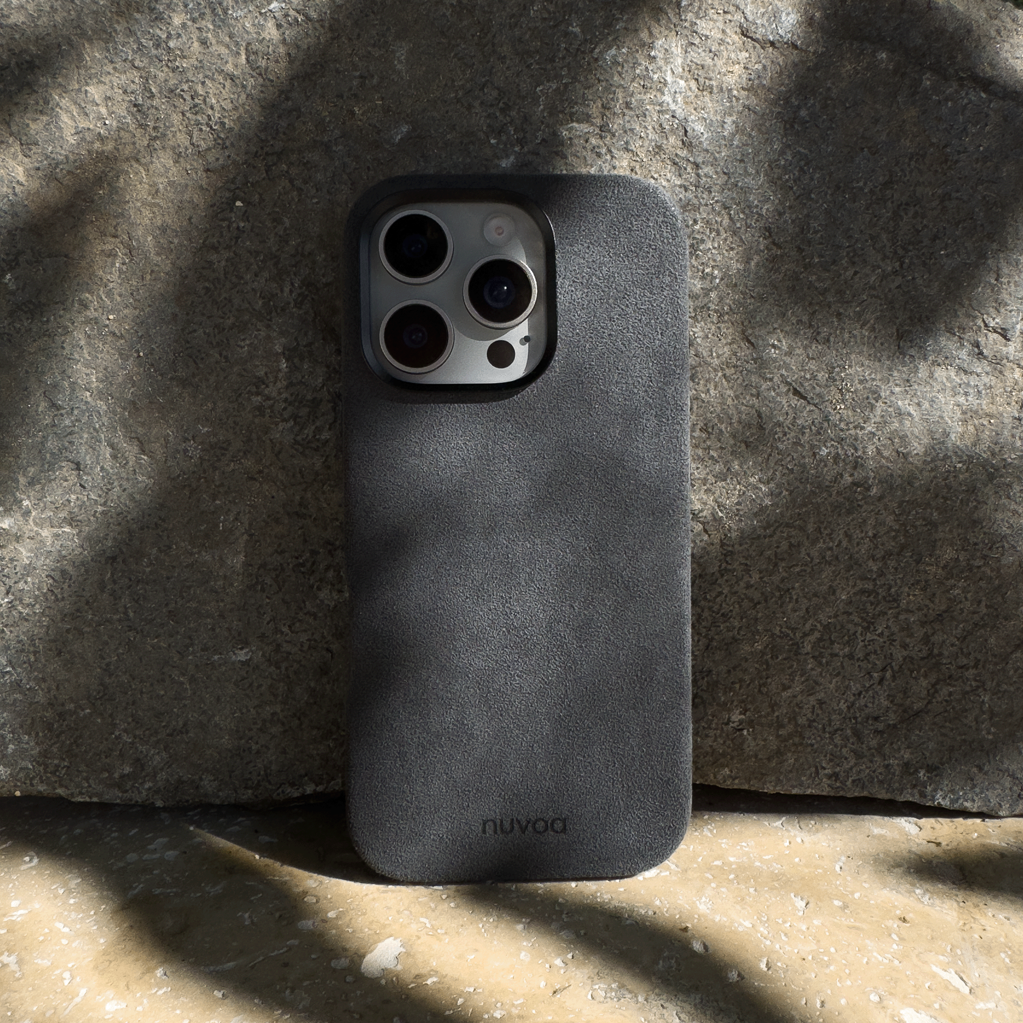 Alcantara iPhone Hülle - Space Grau