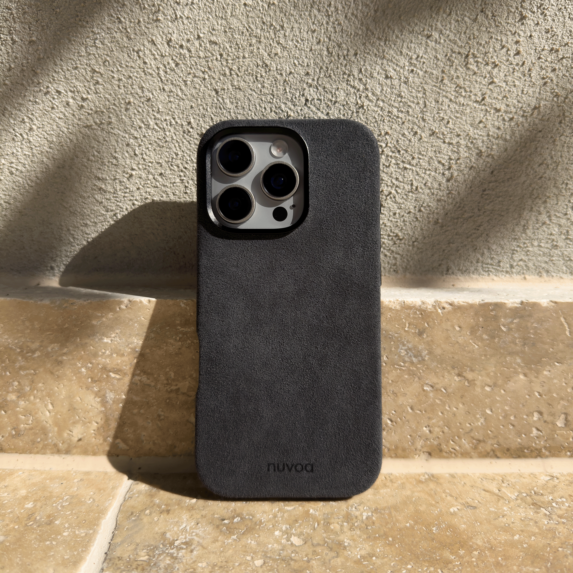 Alcantara iPhone Hülle - Space Grau
